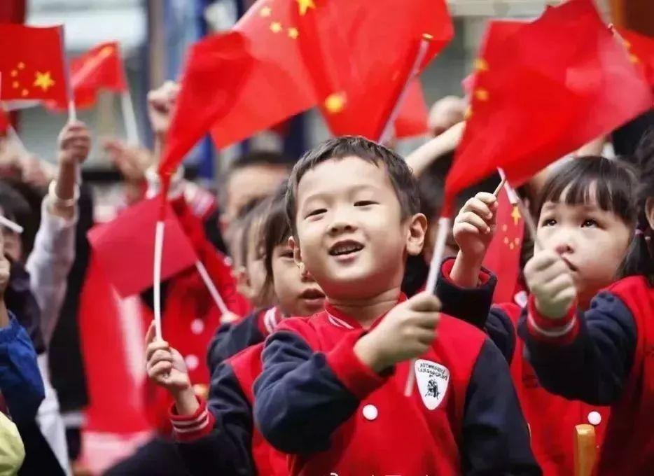 一招聘机构数据显示2023年重庆白领年终奖均值6342元